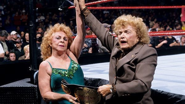 The Fabulous Moolah wins the last of her Women's Championships at No Mercy 1999